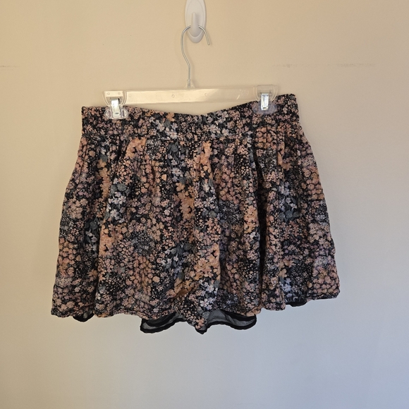 American Eagle Floral Linen Blend Pleated Mini Skirt Size Large - Picture 3 of 6